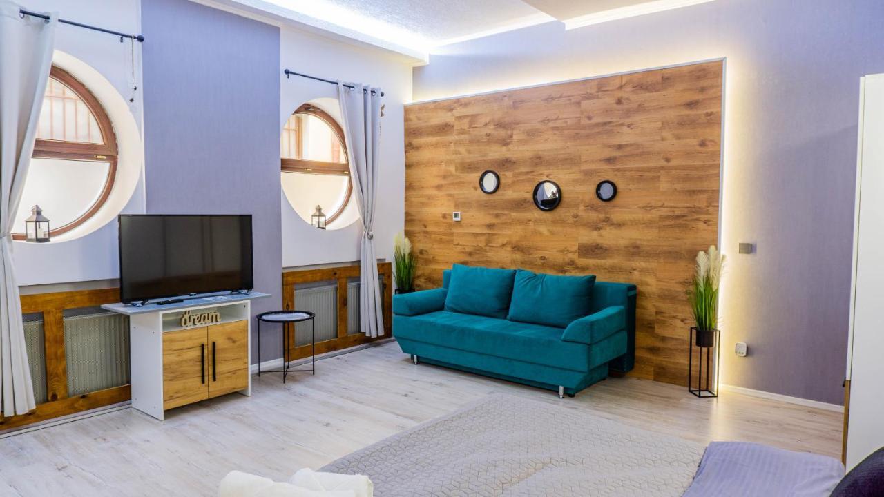 Koa - Inside Old Town Apartman Brassó Kültér fotó